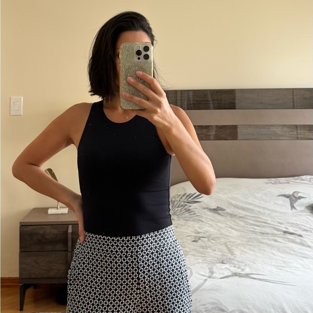 Aritzia Black Tank Top size xsmall